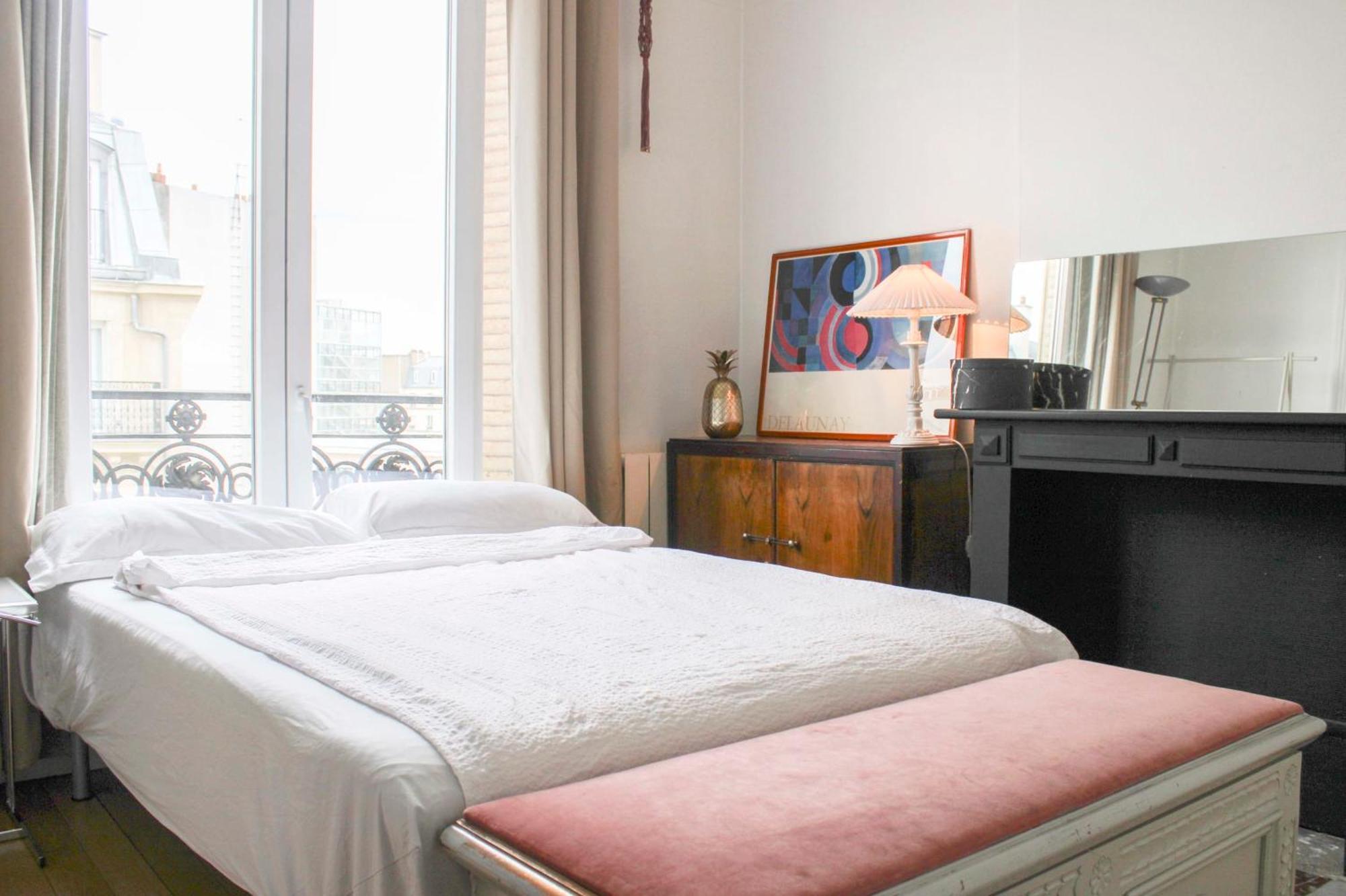 Apartment Bright With View And Comfort