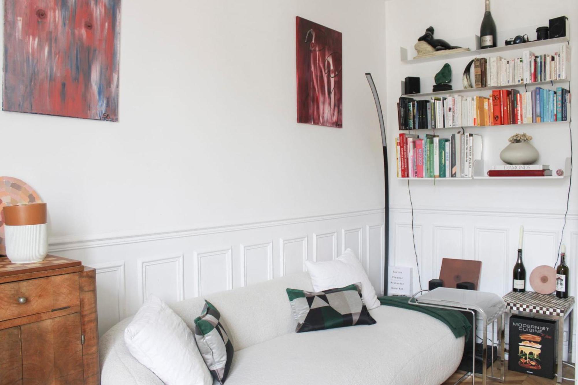 Bright With View And Comfort Apartment